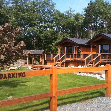 Ecoscape Cabins Hotel Port Hardy Zewnętrze zdjęcie