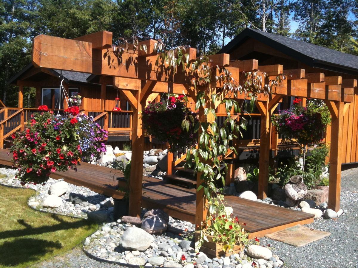 Ecoscape Cabins Hotel Port Hardy Zewnętrze zdjęcie